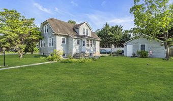 700 Halliard Ave, Beachwood, NJ 08722