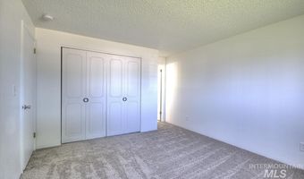 2916 Iowa Ave, Caldwell, ID 83605