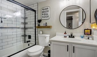 1660 E WHITTEN St, Chandler, AZ 85225