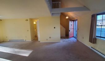 32 Cortland Cir, Bangor, ME 04401