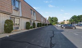 132 Hoffman Ave 207, Cranston, RI 02920