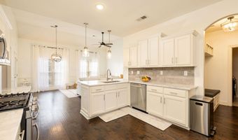 6261 LONGMIRE Loop W, Arlington, TN 38002