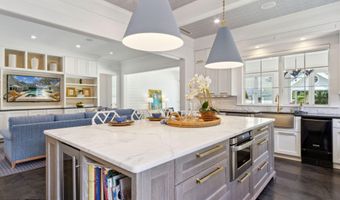 357 12TH St, Atlantic Beach, FL 32233