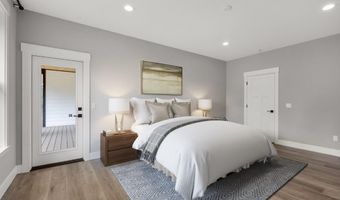 37330 LABISKE Ln, Astoria, OR 97103