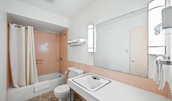 1058 HAUSMAN Rd, Allentown, PA 18104