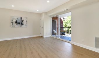 7980 AUDUBON Ave 203, Alexandria, VA 22306