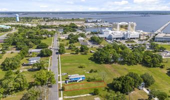 124 Cedar St, Biloxi, MS 39530