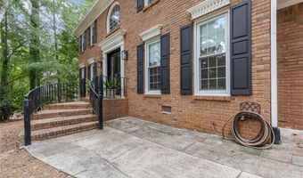 3774 Hunters Chase Ct, Peachtree Corners, GA 30096