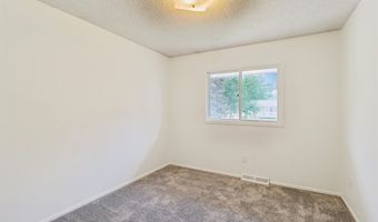 638 31st Ave SW, Altoona, IA 50009