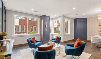 625 SLATERS Ln 401, Alexandria, VA 22314