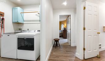 3868 GRANT Pl, Bandon, OR 97411