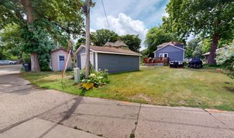 1426 Circle Dr, Albert Lea, MN 56007