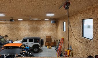 6111 Springhill Rd, Belgrade, MT 59714