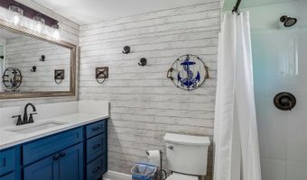 801 FLAMINGO Dr, Apollo Beach, FL 33572