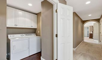 3300 Kuliga Park Dr, Cincinnati, OH 45248