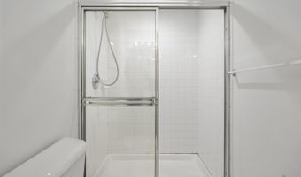 5841 Lafayette Ln, Ann Arbor, MI 48103