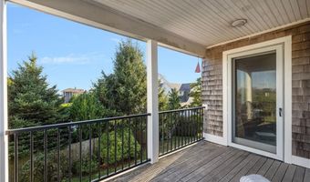 9 White Ter, Middletown, RI 02842
