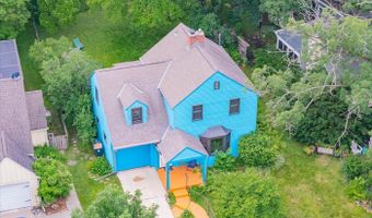 818 Ottawa Trl, Madison, WI 53711