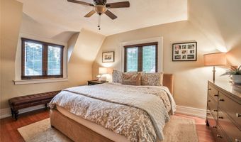 165 Lamarck Dr, Amherst, NY 14226