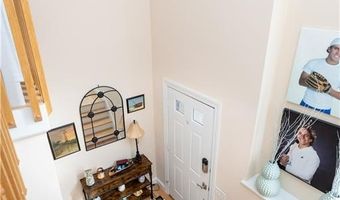 62 Nipmuc Trl C, North Providence, RI 02904