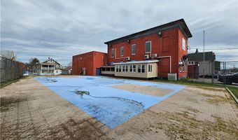 755 Lansing St, Utica, NY 13501