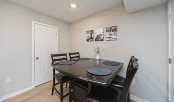 1053 NE 58th Ln, Ankeny, IA 50021