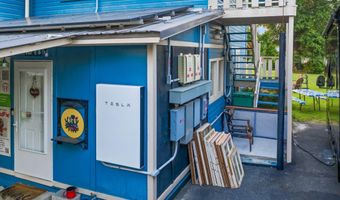 1748 Georgia St, Alford, FL 32420