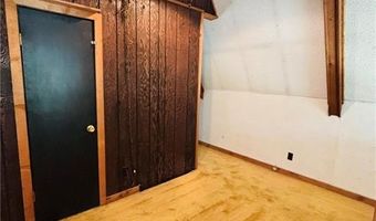 151 E 22nd St, Baxter Springs, KS 66713