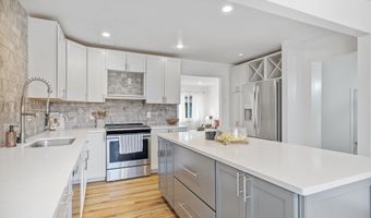 812 MARYLAND Ct, Cheyenne, WY 82009