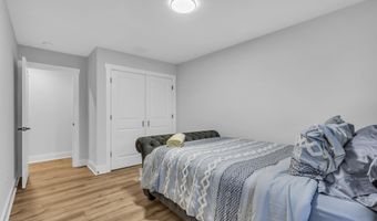 400 Anchor Ave, Beachwood, NJ 08722