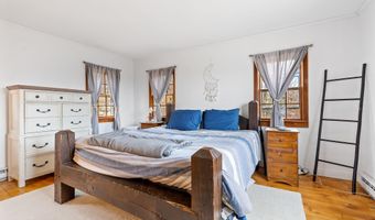 1574 Foxes Ridge Rd, Acton, ME 04001