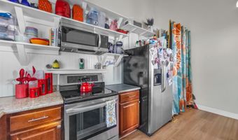 15 KULANIHAKOI St 15E, Kihei, HI 96753