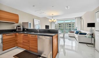 2950 NE 188th St 421, Aventura, FL 33180