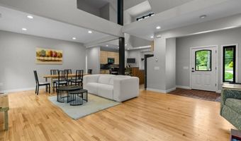 45 Lloyd Bowen Ct, Glocester, RI 02814