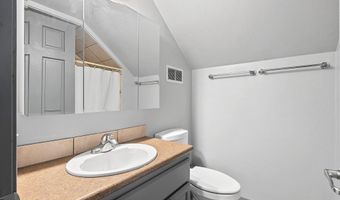 3325 IRENE St, Appleton, WI 54913