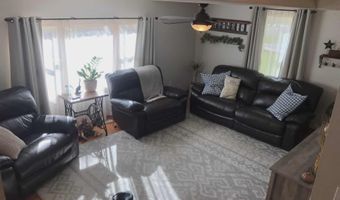 313 E 3rd St, Arthur, IA 51431