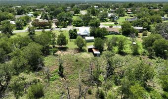 713 N Mesquite St, Hico, TX 76457