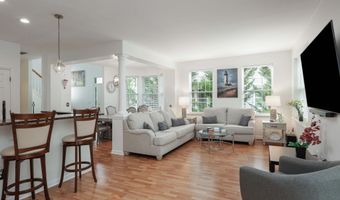 248 Hawthorne Ln, Barnegat, NJ 08005
