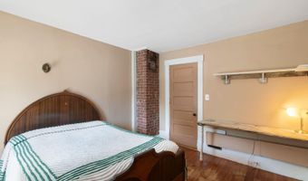 76 Spruce St, Brattleboro, VT 05301