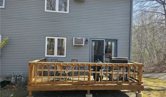 31 Primrose Ln D, North Providence, RI 02904