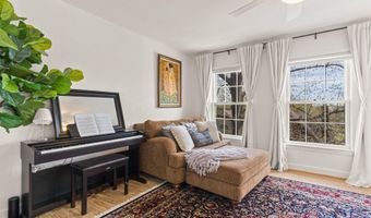 2302 SANFORD St, Alexandria, VA 22301