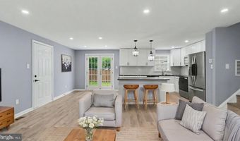 11112 FRUITWOOD Dr, Bowie, MD 20720