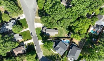 1617 Brook Rd, Charlotte, NC 28205