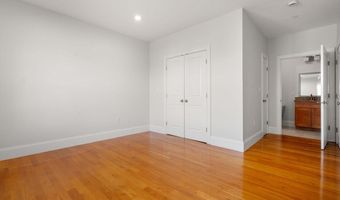 360 W 2nd 11, Boston, MA 02127