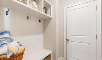 4512 Greyfriars Ln, Acworth, GA 30101