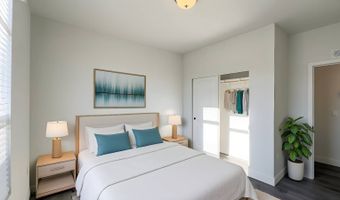 275 S WORTHINGTON St 124, Spring Valley, CA 91977