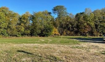 1800 Golfview Dr, Auburn, IN 46706