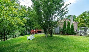41 Mount View Ave, North Kingstown, RI 02852