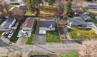 307 6th St, Benton City, WA 99320