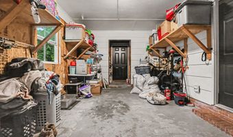 1960 Ava Rd, Autryville, NC 28318